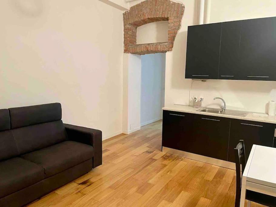 Isola - Garibaldi Lovely Apt. With Netflix And Wifi Milan Exterior photo